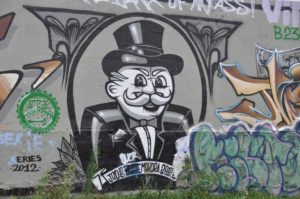 Street Art Monopoly sobre en canal de l’Ourcq