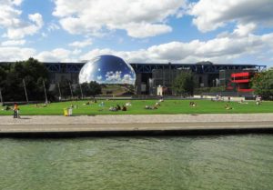 La Geode et el canal de l’Ourcq