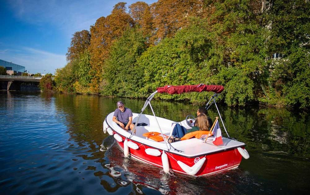 Un barco en la Deûle